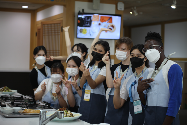 2021 글로벌 문화기획단 아우르기 한국의 집 연계 전통 문화체험