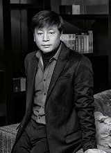 Kim Yong-hwa, a movie director who opened a new horizon for Korean cinema with his work Along with the Gods